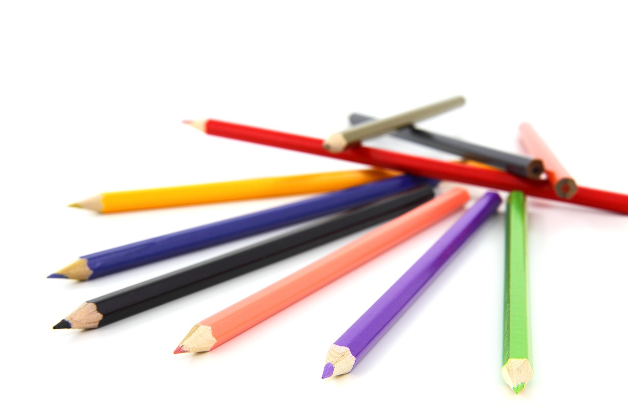 Creating Personalized Stationery with DIY Techniques